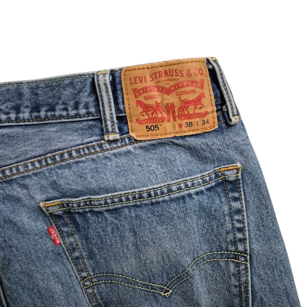 Levis stylish straight